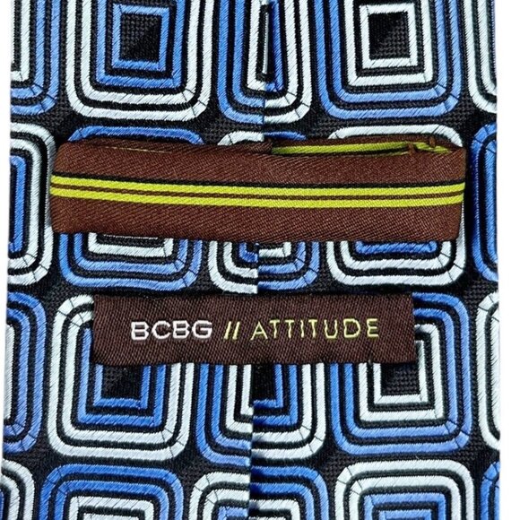 BCBG Attitude 100% Silk Necktie Geometric Print Retro Inspired 59" - Picture 4 of 8